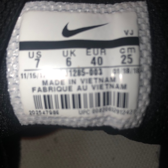 Nike Air Max 90’s - Picture 5 of 5